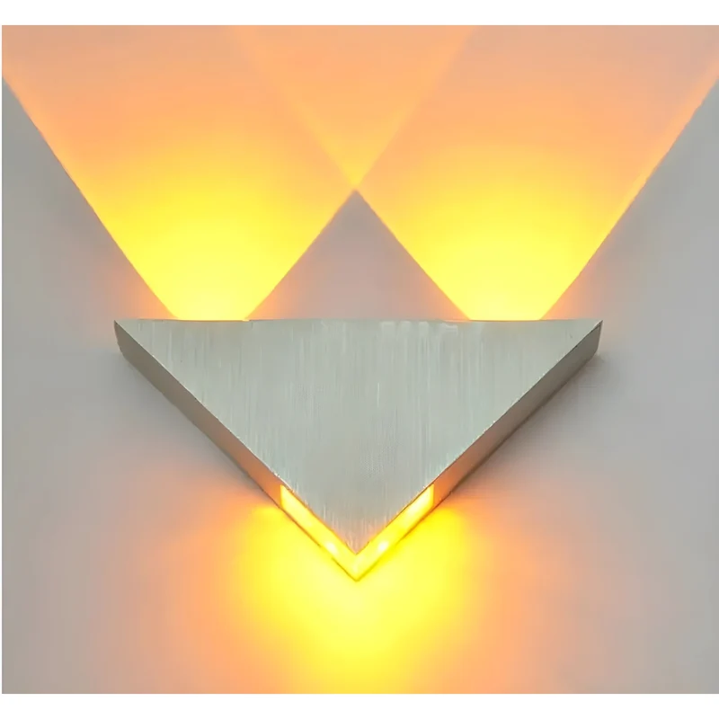 Skanto | Light - Moderne Dreieck-Wandleuchte LED-Wandlampe