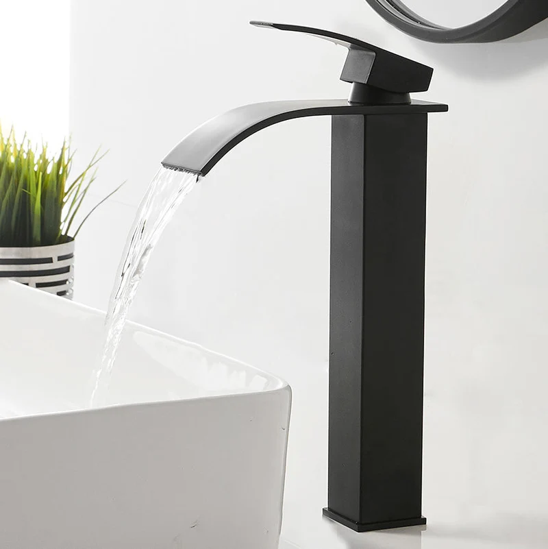 Moderner Badewannenarmatur Wasserfallauslauf Hebelgriff Messing Spülenarmatur