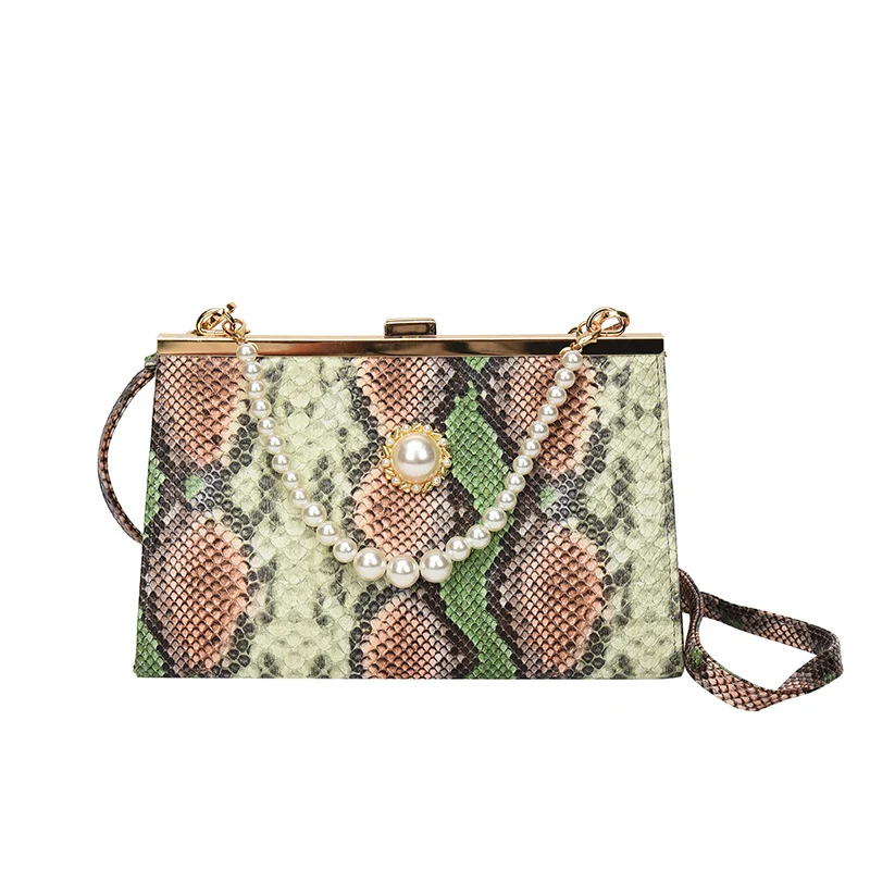 Elegante perlbesetzte Schlangenhaut-Clutch Tasche
