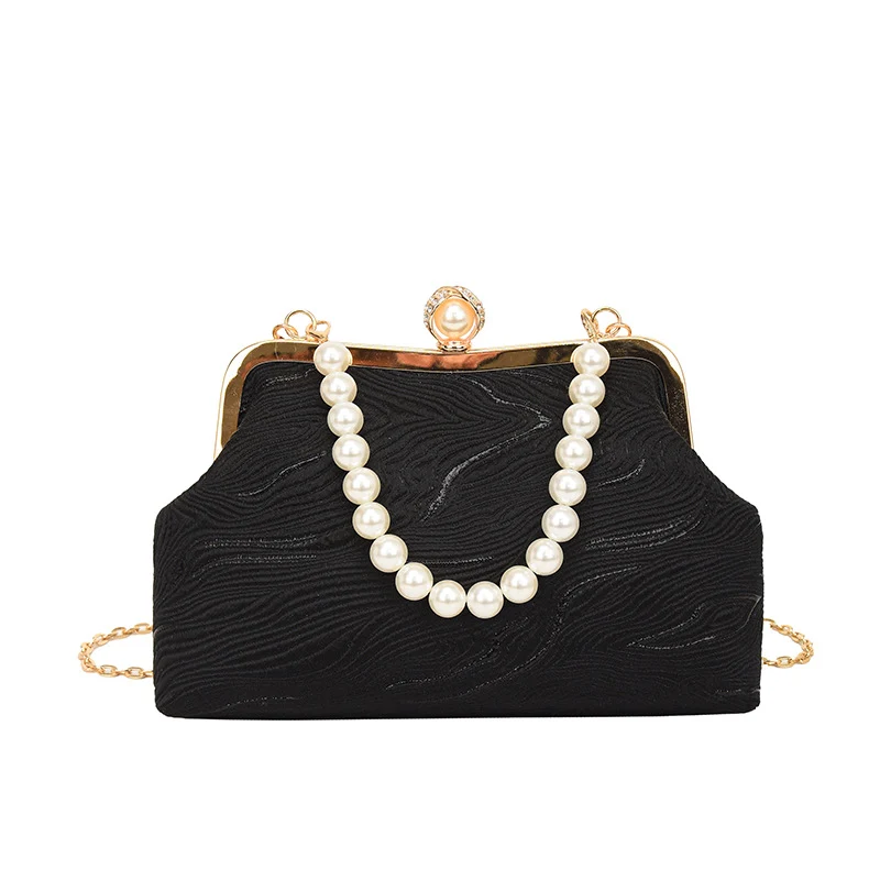 Elegante perlenverzierte Abendhandtasche