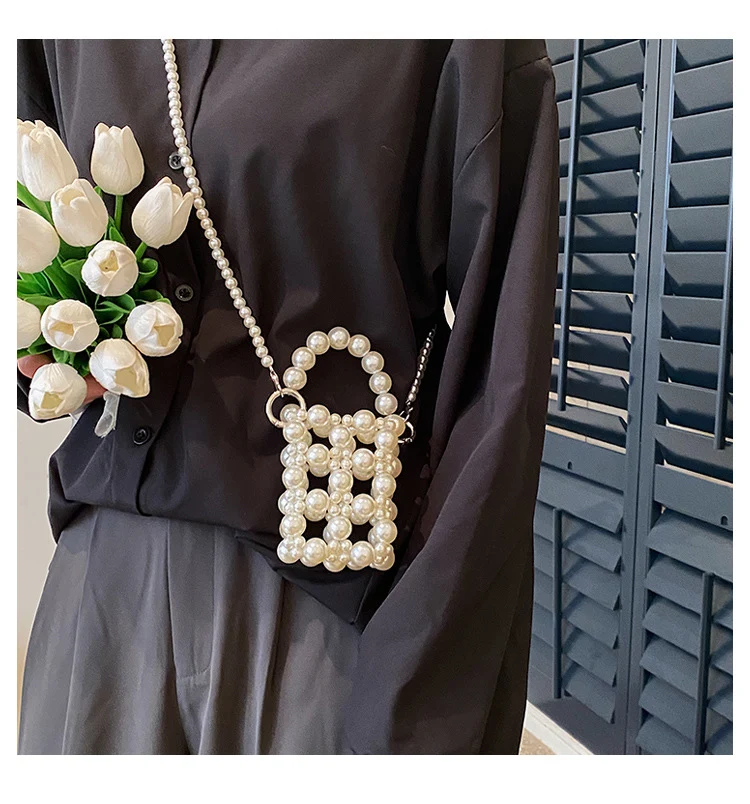 Elegante perlenverzierte Abendhandtasche