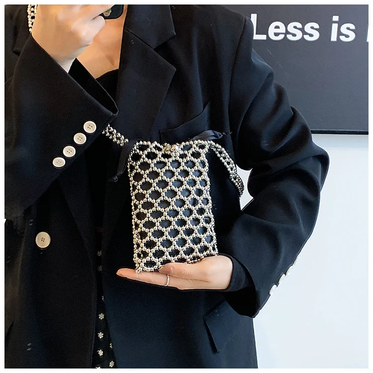 Elegante bestickte Abendhandtasche