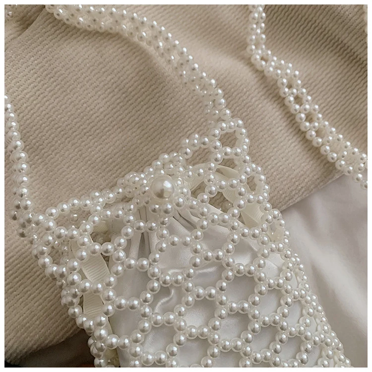 Elegante bestickte Abendhandtasche