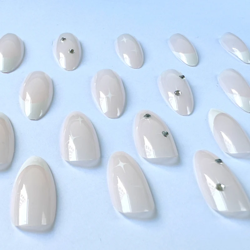 Elegantes Stiletto-Nagelkunst-Design-Kit 1790958102