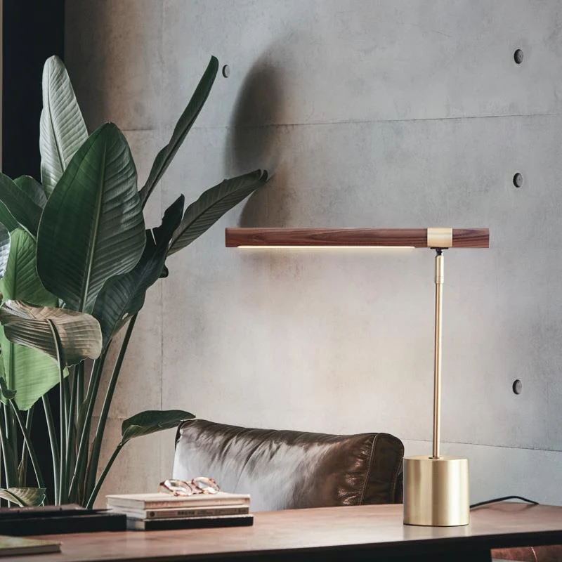 Moderne verstellbare Schreibtischlampe
