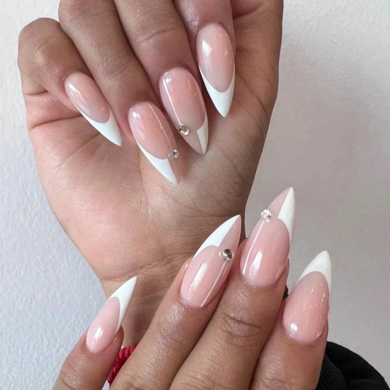 Elegantes Stiletto-Nagelkunstdesign