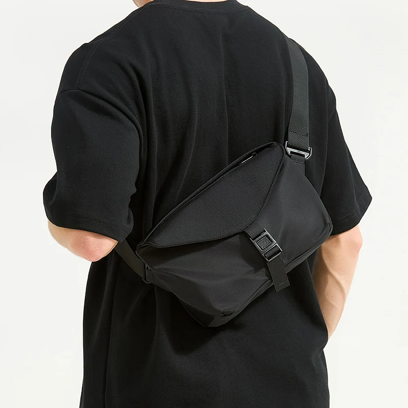 Elegante Urbane Sling Bag Skanto
