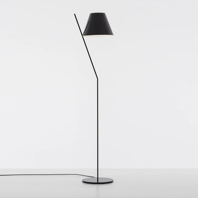 Moderne verstellbare Schreibtischlampe