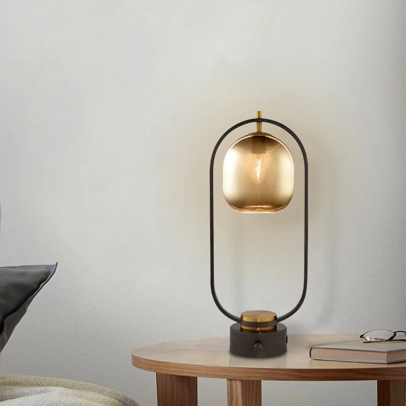 Minimalistische Glas Akzent Tischlampe