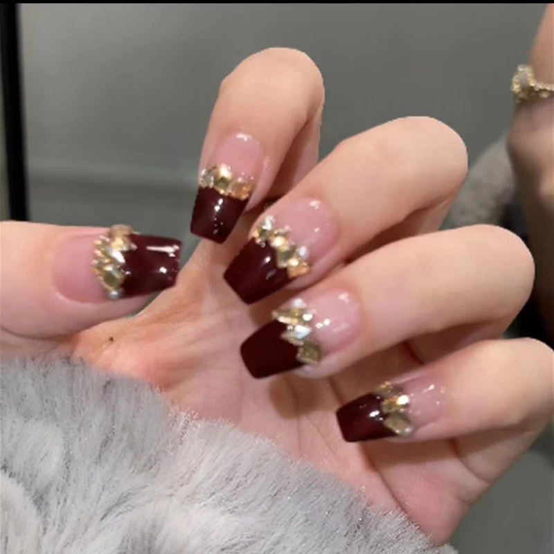 Premium Dekorative Press-On Nagelset