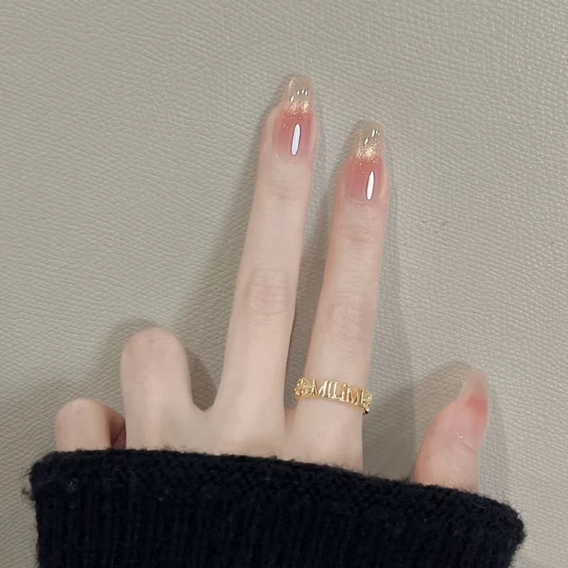 Elegante Ombre Glitzer Nagelverlängerungen