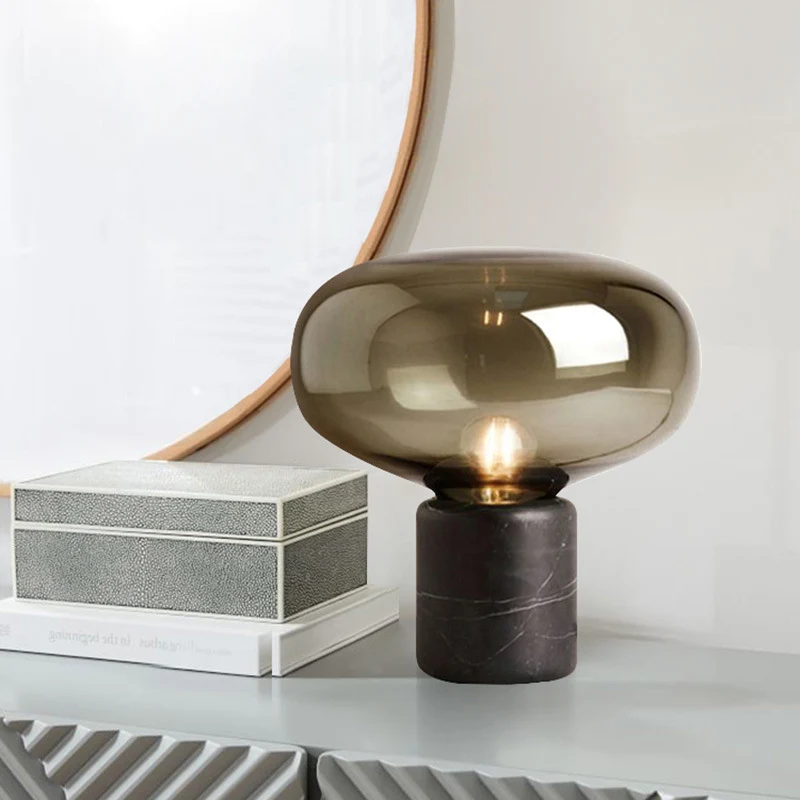 Elegante Glastischlampe mit Marmorbasis