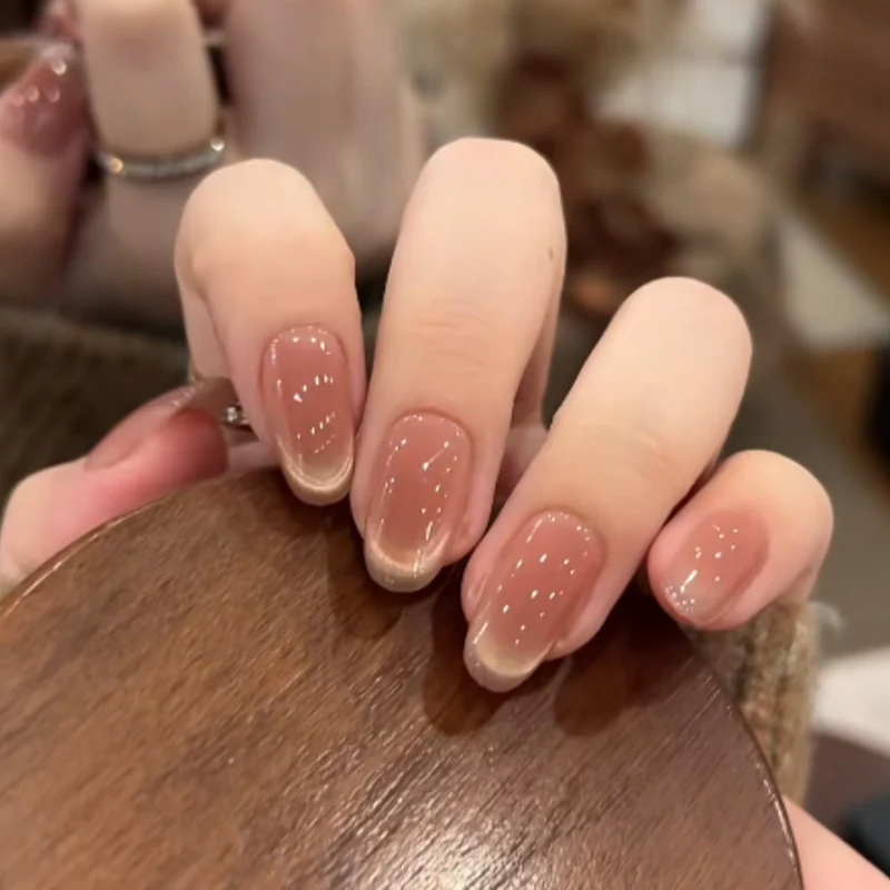 Elegante Stiletto-Gel-Nagelkunstverzierung