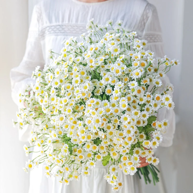 Dekorative Blumenstängel für die Inneneinrichtung
