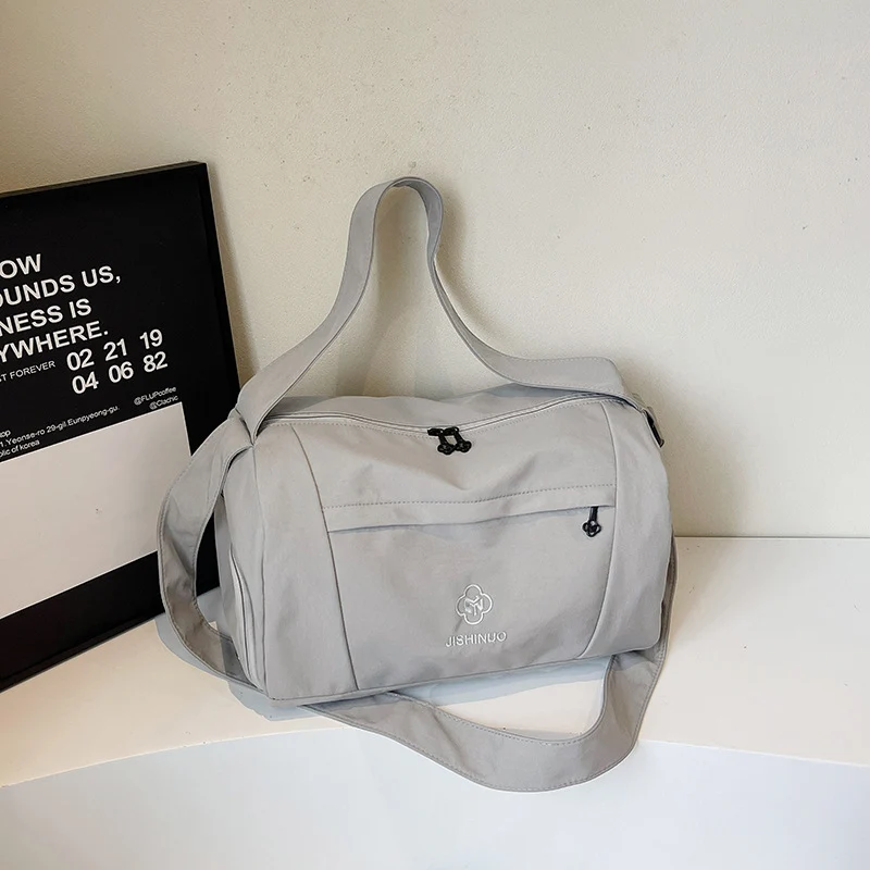 Stylische leichte Duffel Brehn