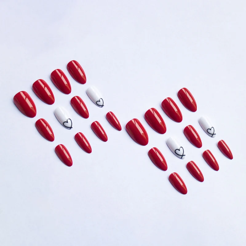 Herz-themen Kunstnageldesign