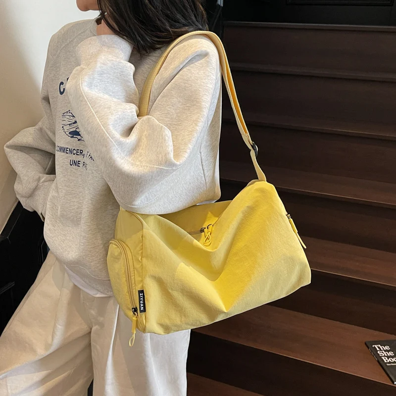 Stylische und funktionale Sport-Duffle-Tasche Brehn