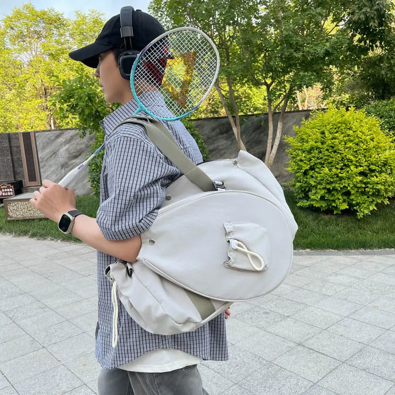 Geräumige vielseitige Sport-Duffel-Tasche Brehn