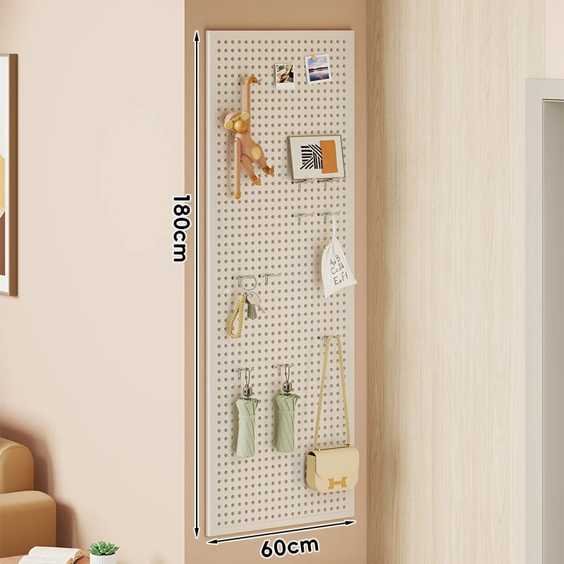 Wandmontiertes Lochplatten-Organisationspaneel mit modularen Haken