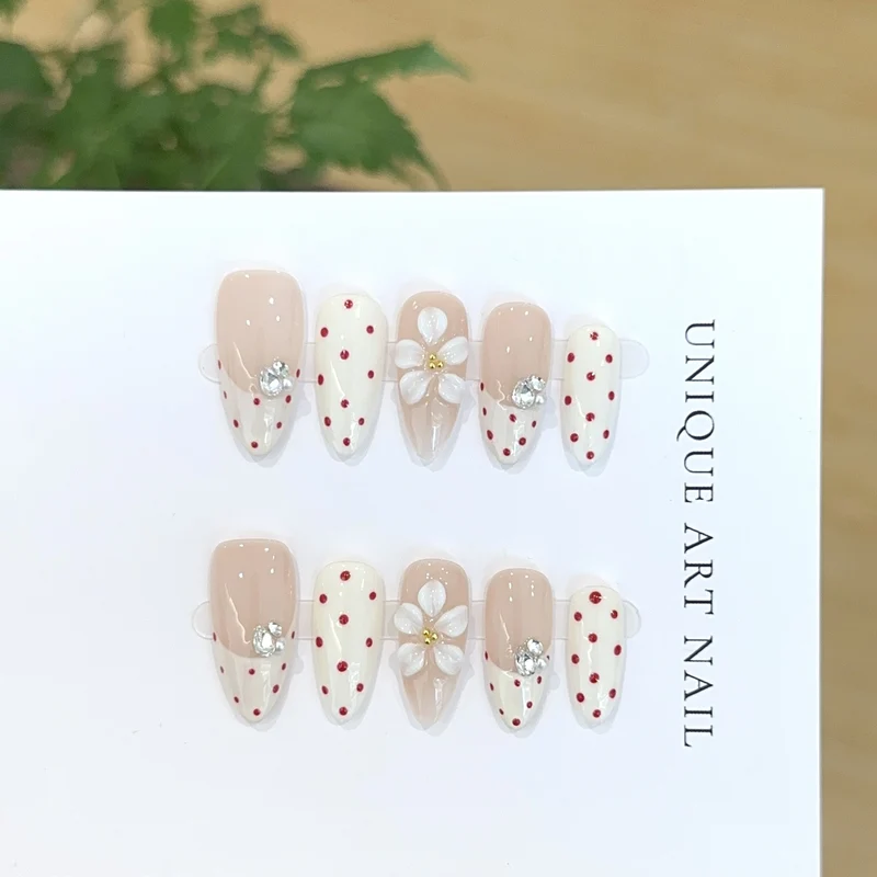 Floral Press-On Nagelkunst