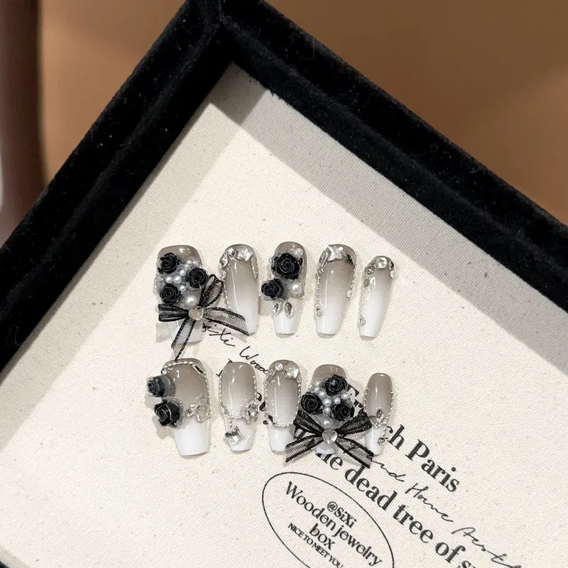 Blumeninspiriertes Press-On-Nagel-Set