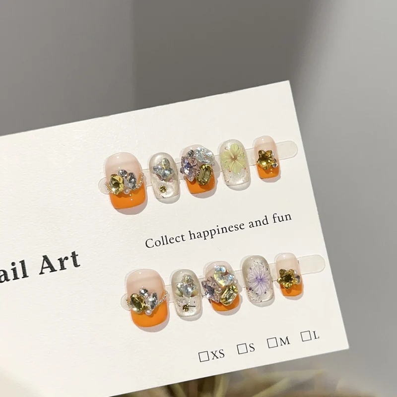 Blumenschmuck Press-On Nagelset