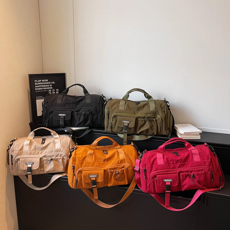 Multi-Compartment Fitness Duffel Bag Brehn