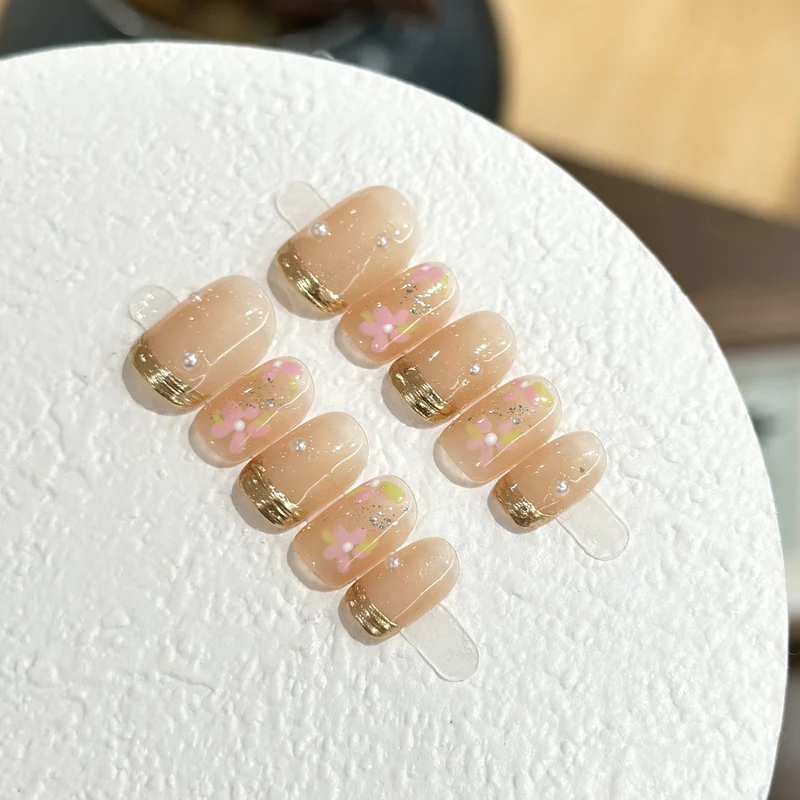 Florales Akzent Press-On Nagel Set