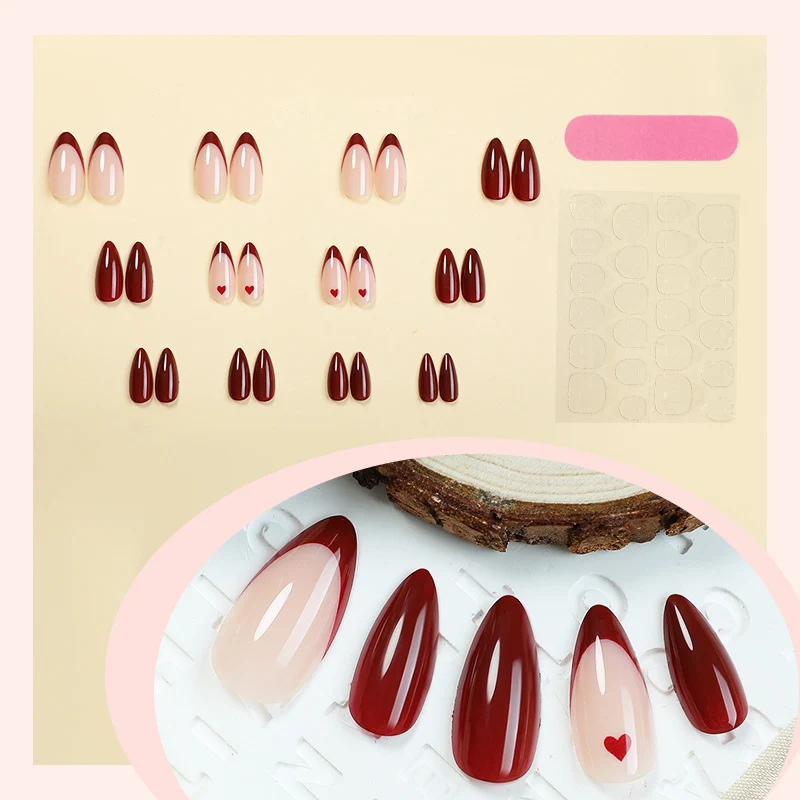 Kunstnagelset mit elegantem Farbverlauf und Herzmustern Brehn