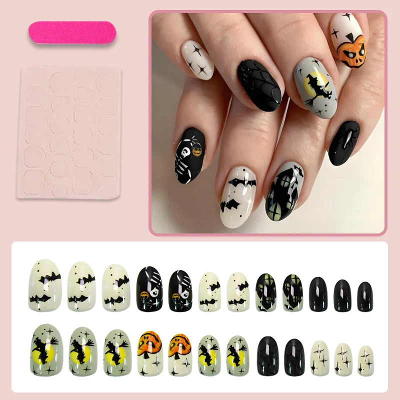 Kunstnagelset mit einzigartigen Spukmotiven Brehn