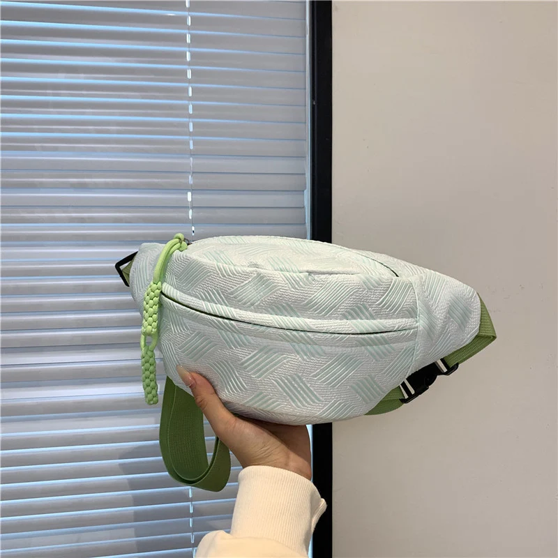 Stylische gemusterte Gürteltasche