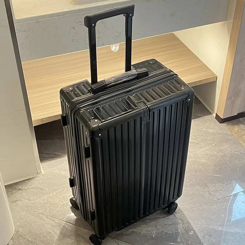 Premium Reise-Spinner-Koffer Skanto