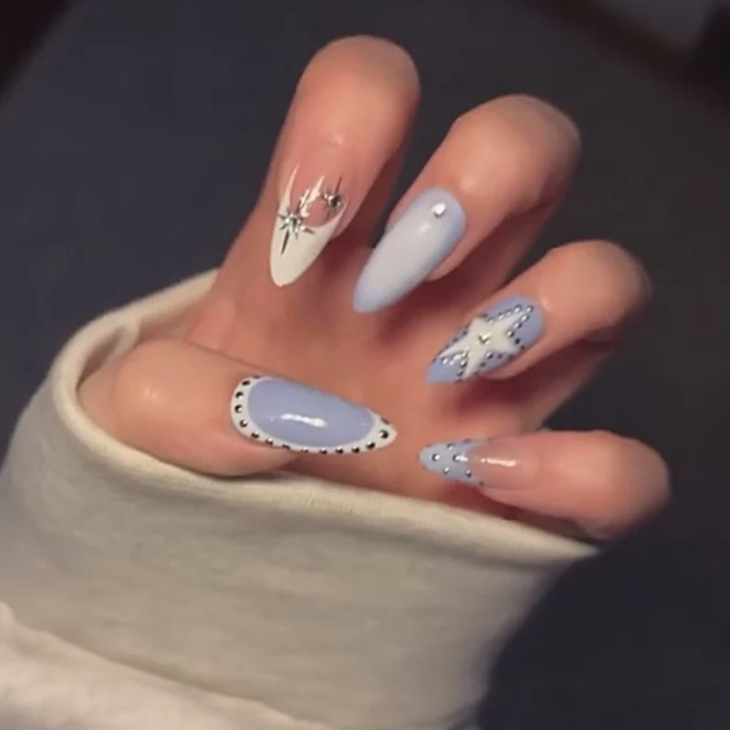 Elegantes Press-On Nail Art Kit Brehn
