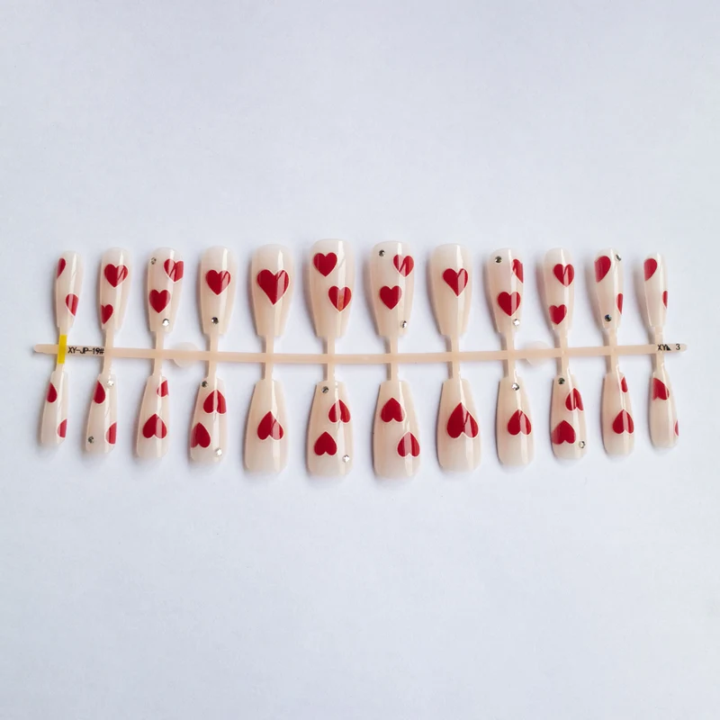 Herz-musteriges Gel-Nagelkunst-Kit