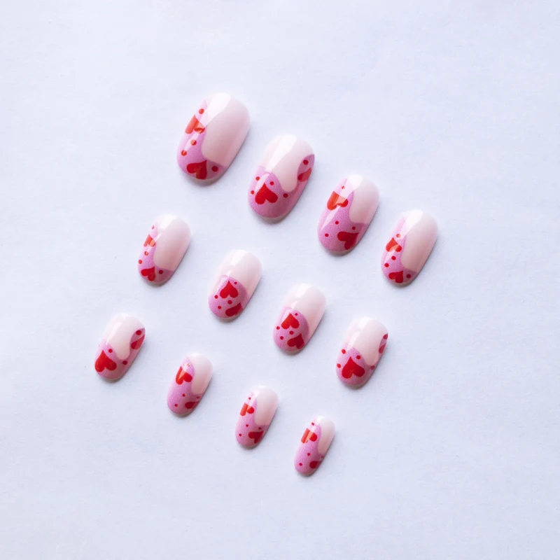 Herz Muster Nagelkunst