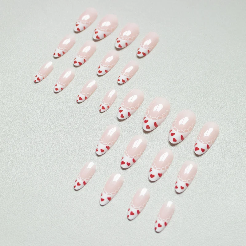 Herz-akzentiertes Acryl-Nail-Art-Set