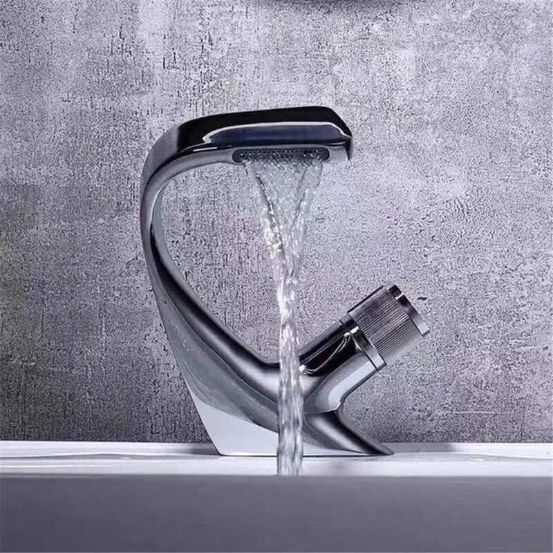 Skanto | Moderne Badarmatur – Stilvolle Chromarmatur